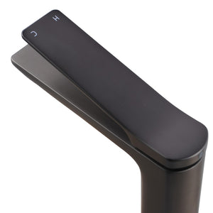 RUSHY - Short Basin Mixer